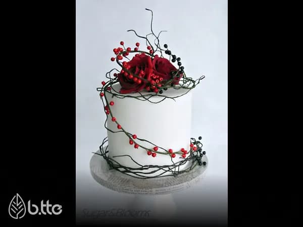 کیک شب یلدا برای عروس