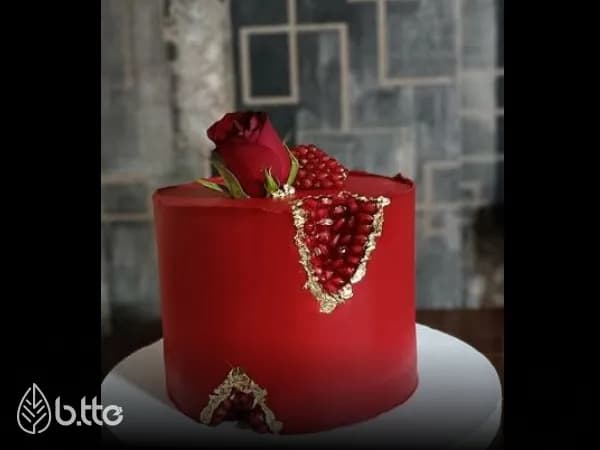 کیک شب یلدا ساده