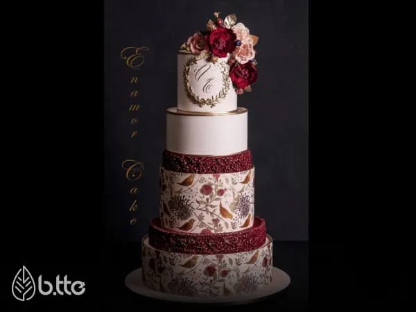 کیک شب یلدا لاکچری