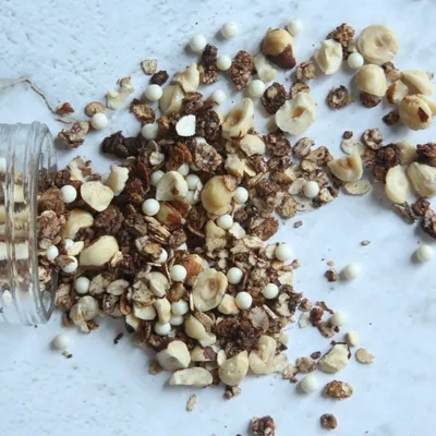 گرانولا شکلاتی رژیمی