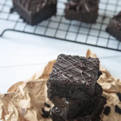 کتو کیک برانیز